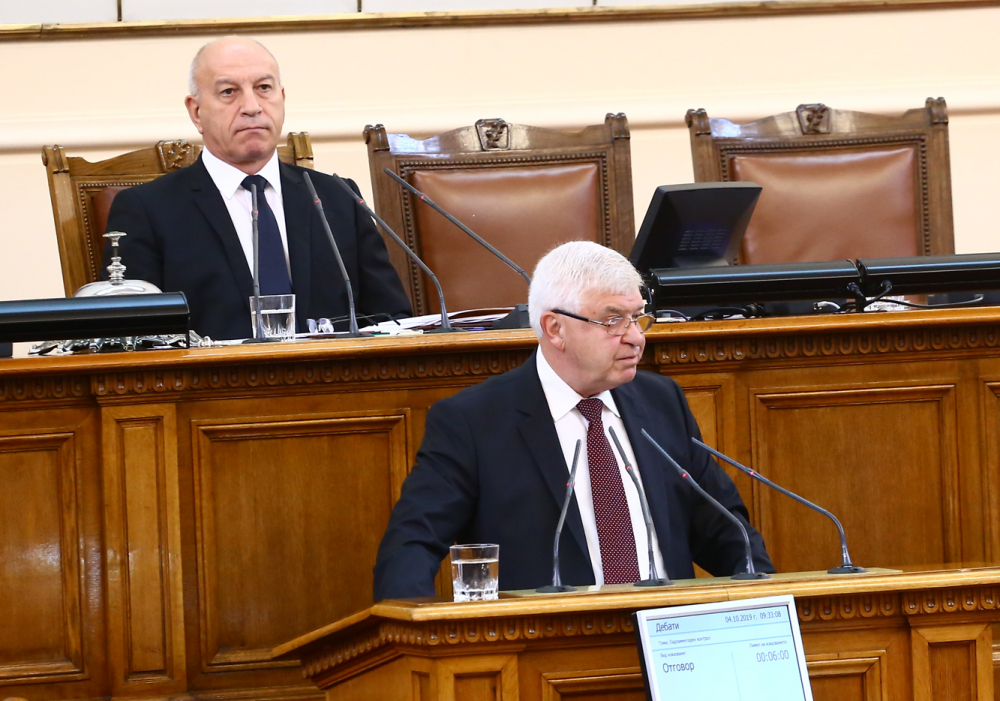 Здравният министър поиска спешна проверка на търговията с онколекарства 