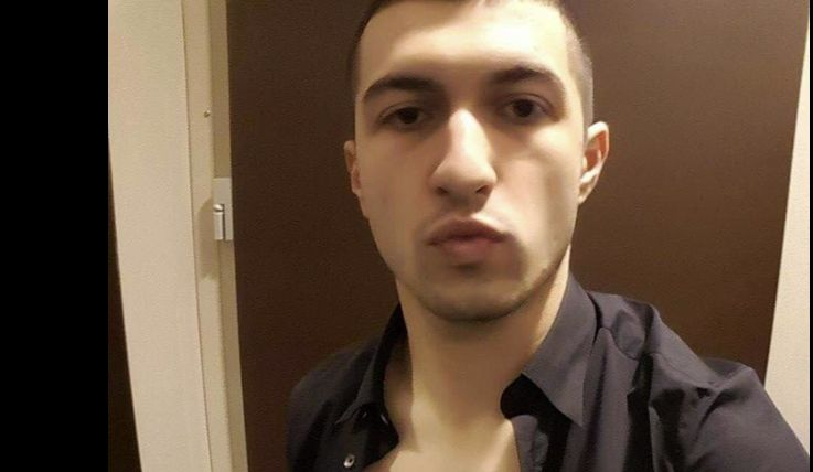 Първи СНИМКИ на младата майка, клана от нашенеца Денис във Великобритания 