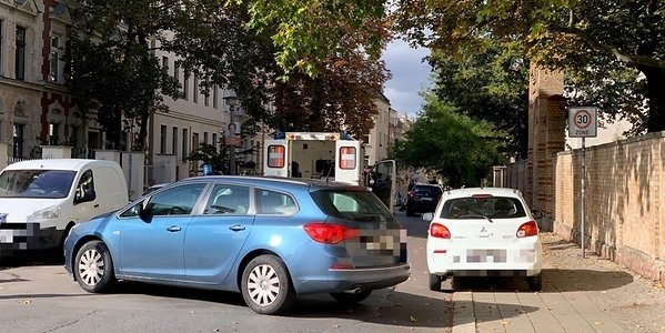 Първо ВИДЕО от стрелбата до синагогата в Германия, убиецът се цели точно в жертвите
