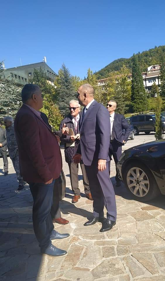 Президентът се появи на предизборно събитие на кандидат-кмет на БСП СНИМКИ