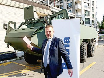 Вицепрезидент на финландската Patria Land: Предлагаме ви модерна бойна машина на изгодна цена 