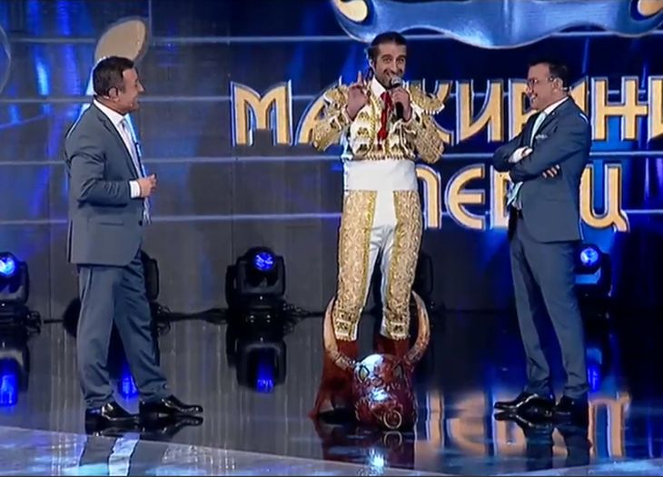 Жега: Падна маската на Бикът от "Маскираният певец" СНИМКИ
