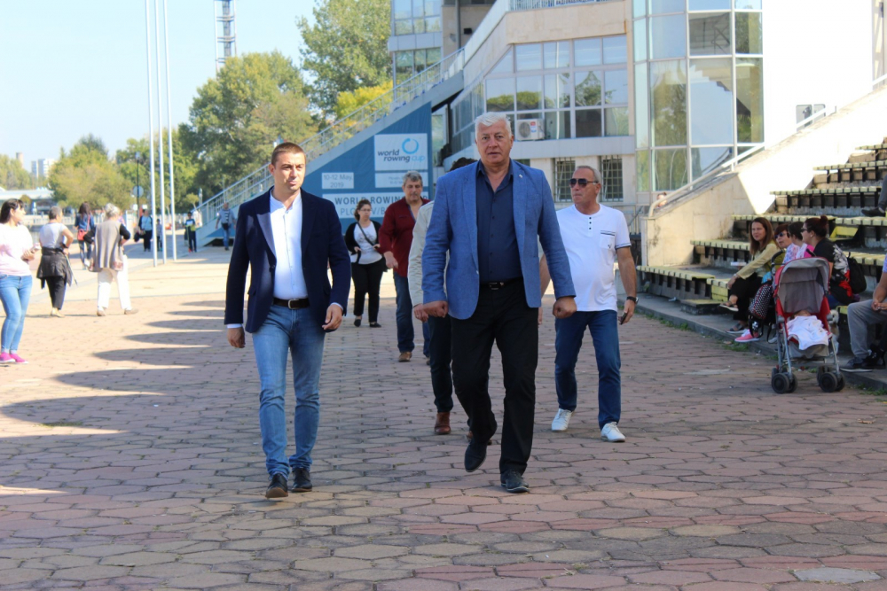 Здравко Димитров и Димитър Колев подкрепиха инициатива срещу рака на гърдата