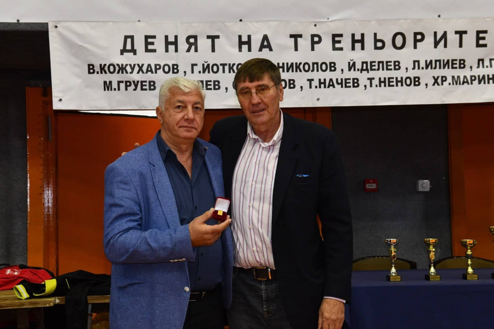 Здравко Димитров награди победителите в турнира "Тодор Ненов"