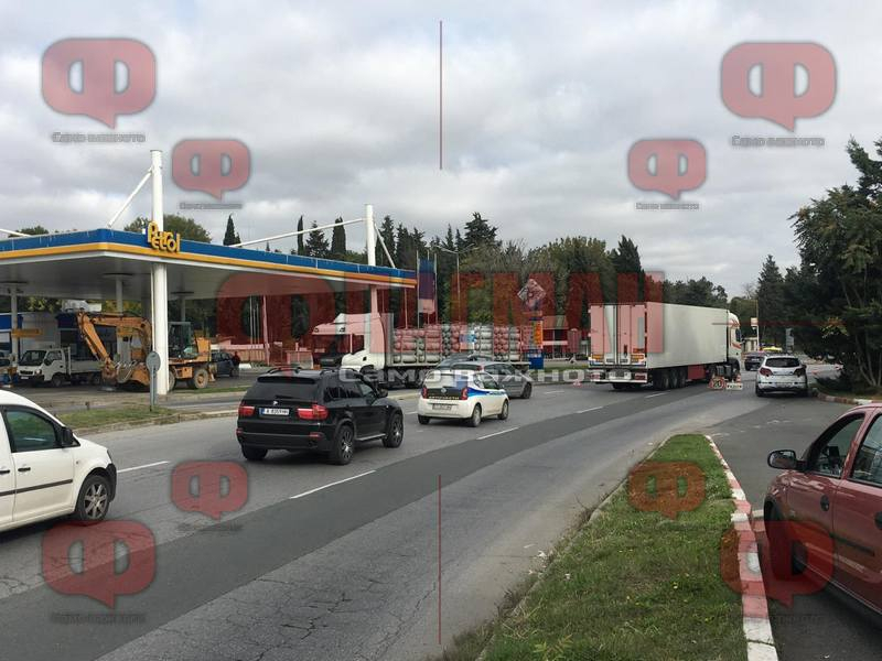 Масови арести в Бургас, първи закопчан е шефът на VTA Николай Мечков СНИМКИ
