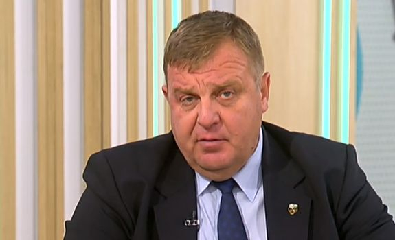 Каракачанов посочи накъде ще тръгнат бежанските орди