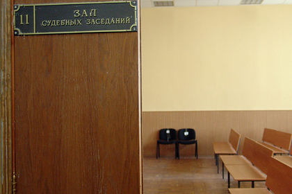 Майка години наред изтезава децата си по скандален начин