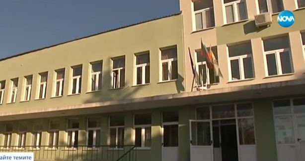 Лекари завързаха Асенка на скенера и я забравиха за 6 часа 