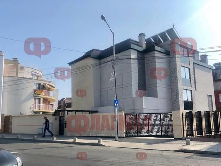 Изкарали по бели гащи кмет при спецакцията в Несебърско срещу купуването на цигански гласове