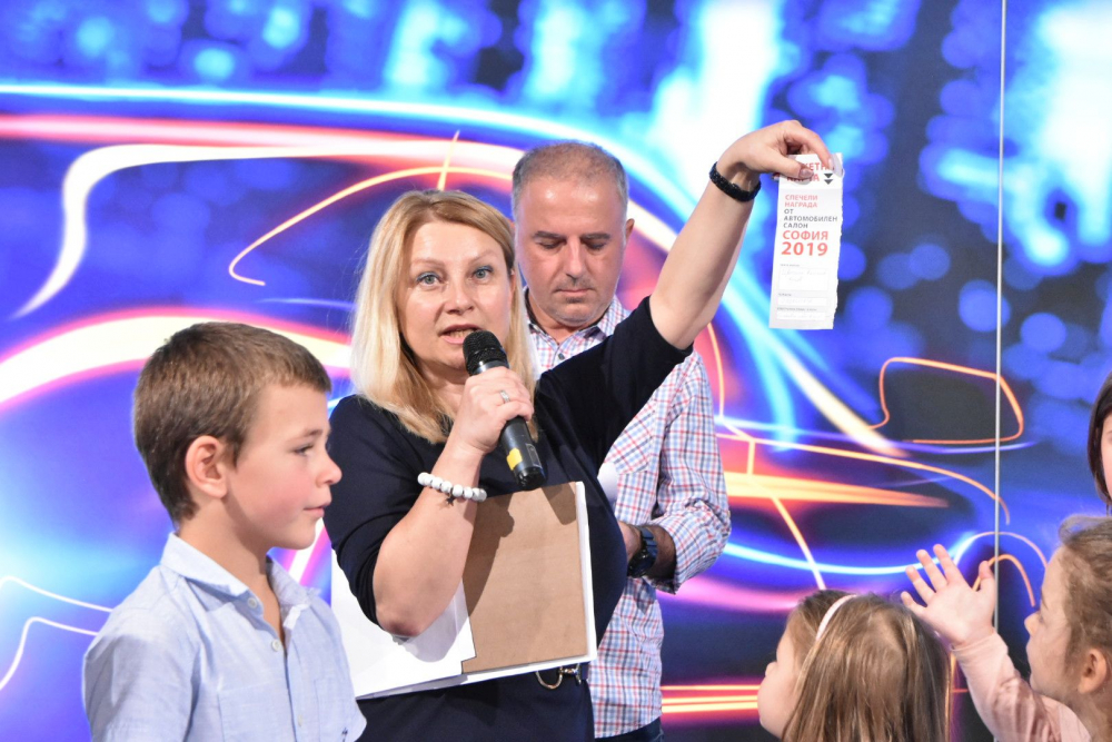 Посетител на "Автосалон София 2019" си тръгна с чисто нова кола!