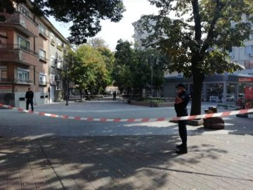 Центърът на Сливен почерня от полиция! Отцепиха района заради... 