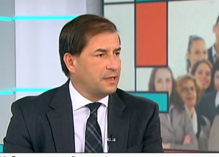Борислав Цеков: Президентът не може да бави решението за Гешев