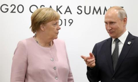 Путин и Меркел обсъдиха в извънреден разговор горещата световна тема