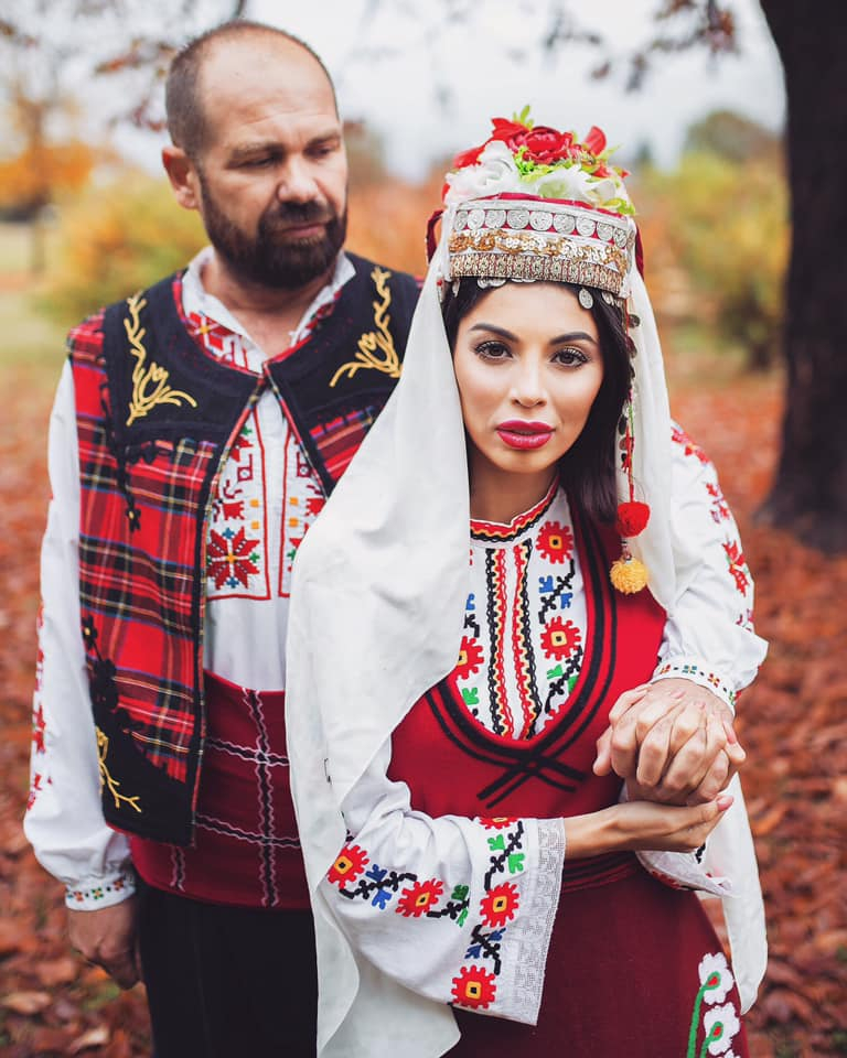 Мегз и гаджето й шокираха мрежата с тези СНИМКИ