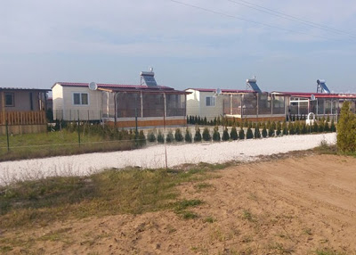 Новата цел на гурбетчиите ни: Бачкаш на Запад, купуваш в… Гърция!