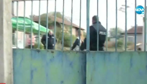 Жандармерия и в Буковлък на балотажа, имало изборен рекет СНИМКИ