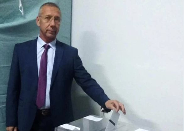 Ахмед Башев излезе от ареста и хукна към Рибново, за да... 