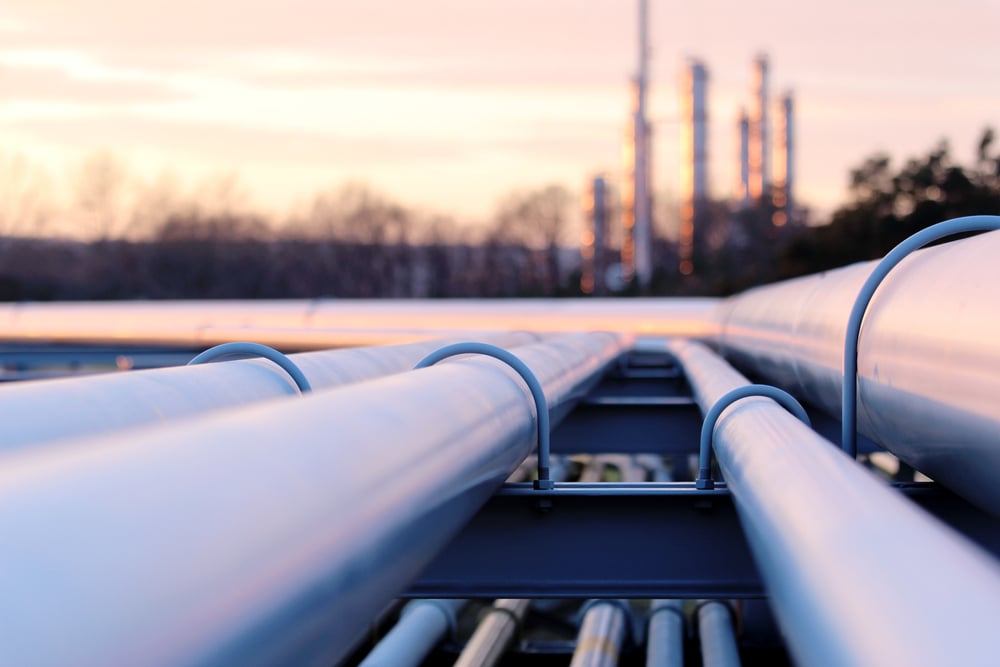 С български принос: В Украйна вече тече азерски газ