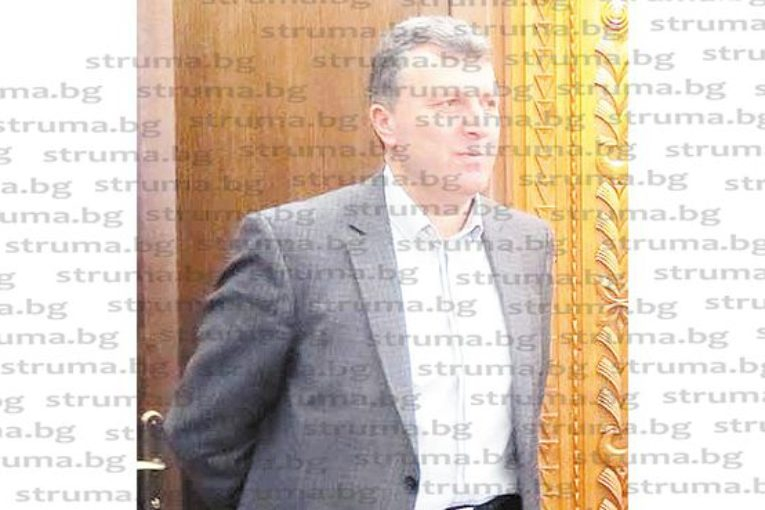 Валят оставки и в Банско