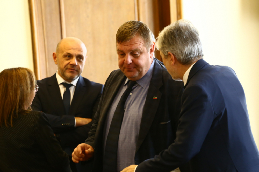 Борисов с апел към всички: Стига предразсъдъци, аз го направих! СНИМКИ