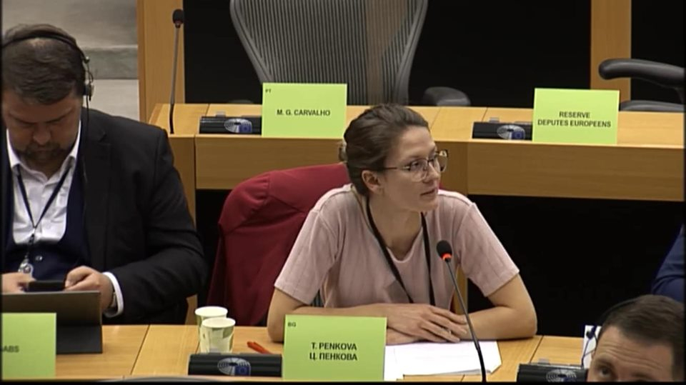 Цветелина Пенкова: Крайно време е въпросът с двойния стандарт на храните да бъде решен