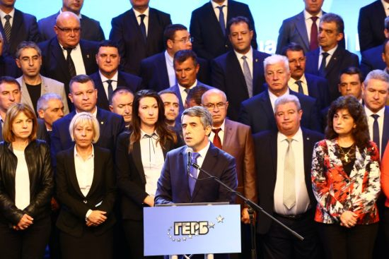 Плевнелиев скастри Нинова, Манолова, Трифонов и президента Радев