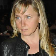 Елена  Йончева призова от трибуната на Европейския парламент: България не бива да бъде наказвана заради своите политици