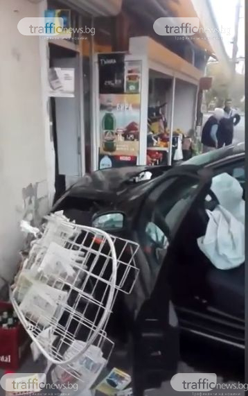 Шофьорката, влетяла в магазин, била мъртво пияна: Наричат я убиец! ВИДЕО