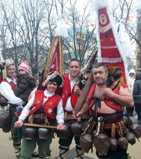 Шефът на кукерите в Павел баня е загинал броени минути преди да...