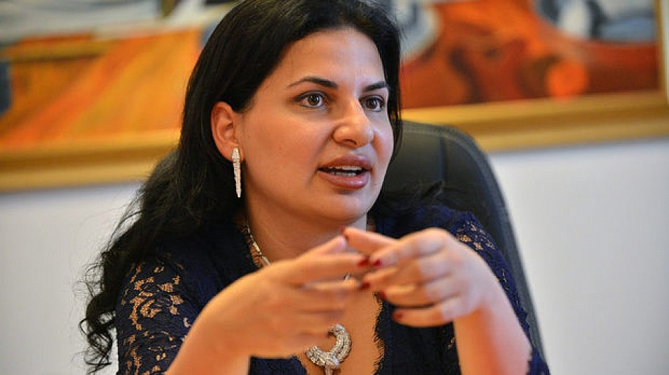 Скандалната фараонка Ружа оплела в мрежите си и сина на президента Джордж Буш-старши