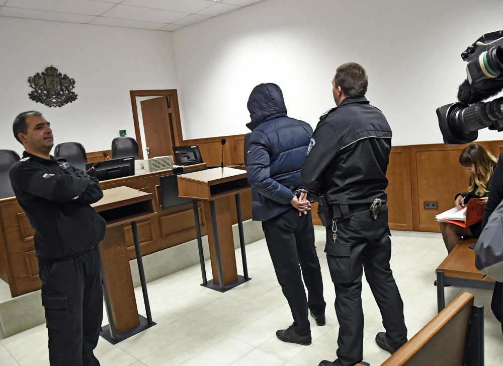 Лоши новини за апаша, задигнал 150 бона от кола в "Лозенец" СНИМКИ