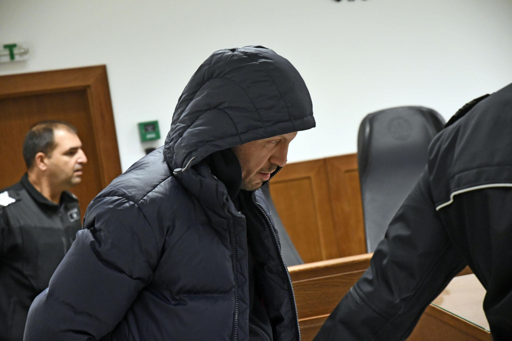 Лоши новини за апаша, задигнал 150 бона от кола в "Лозенец" СНИМКИ