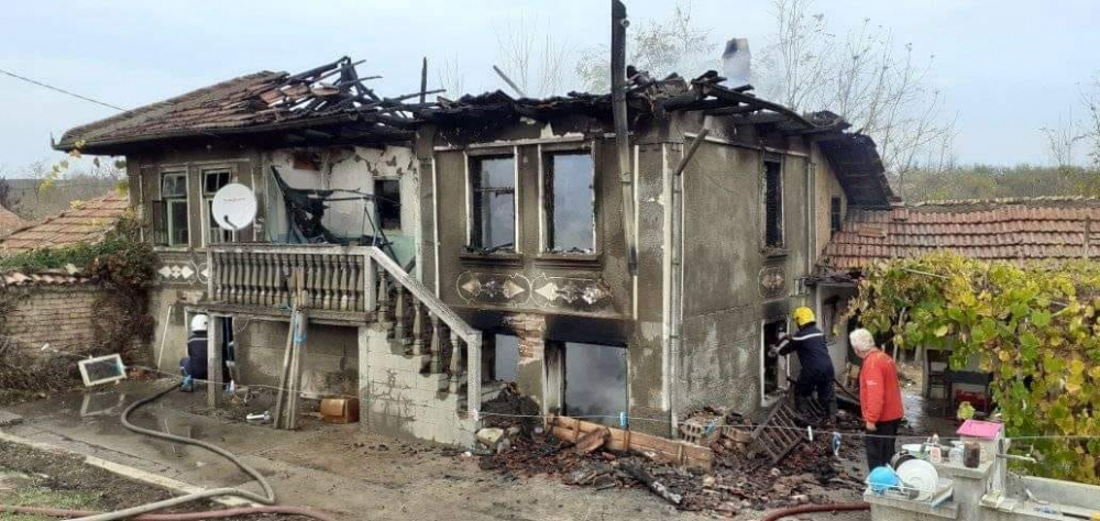 Жестока трагедия застигна влюбени младоженци от българско село СНИМКИ 