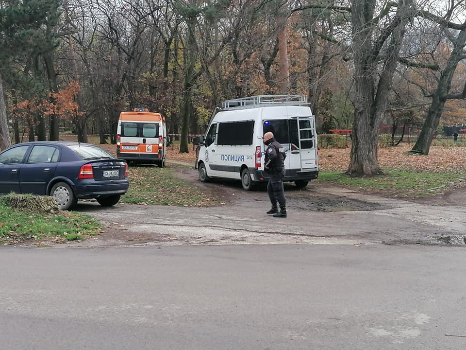 Зловещи данни за новото убийство в Борисовата градина! Първи СНИМКИ
