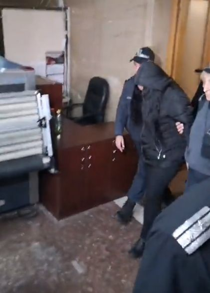 От последните минути: Банкерката Невена, задигнала над милион лева, го загази ВИДЕО