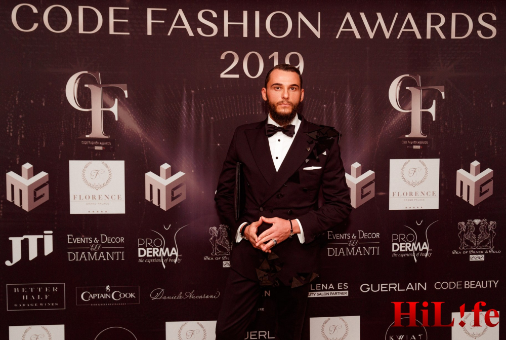 Изключително звездно присъствие на Code Fashion Awards 2019 ВИДЕО