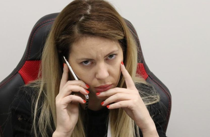 Говорителката на Нинова захапа Румен Петков, нарекъл Ламбо клоун