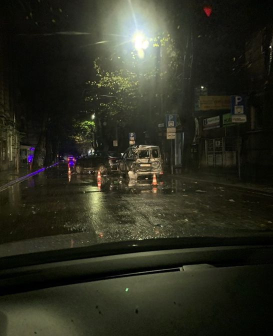 Апаш задигна автобус и направи голяма беля в центъра на Русе СНИМКИ 