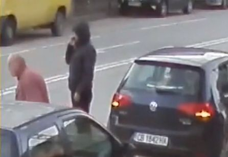 Апашите не прощават: Софиянка излезе от колата си и я заключи, но я намери обрана ВИДЕО