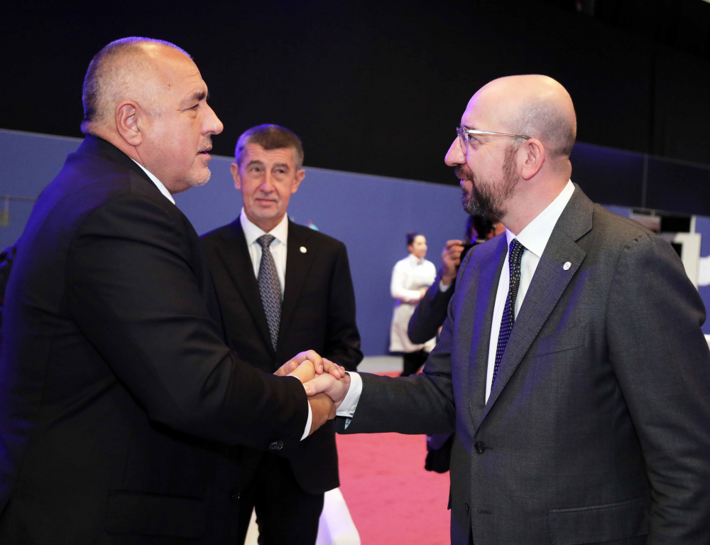 Премиерът на Испания събра Борисов и Урсула фон дер Лайен СНИМКИ