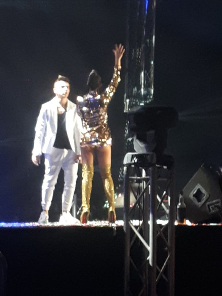 Фолкпевици си показаха цялата анатомия на концерта на "Планета" СНИМКИ 18+ 