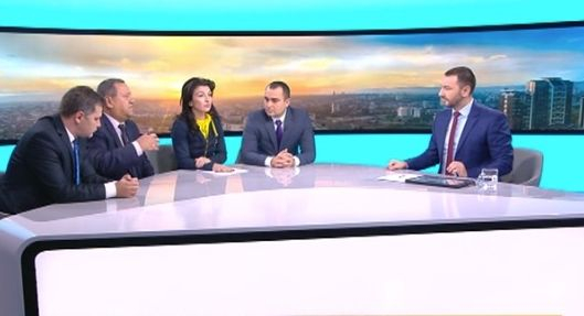 Депутати пренесоха скандала за минималната пенсия в при Хекимян 