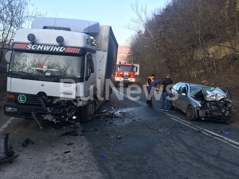 Ужасяващи СНИМКИ от касапницата край Ребърково 