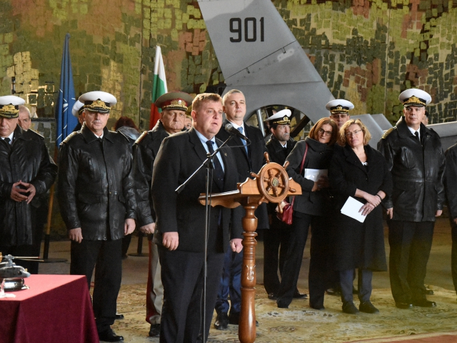 Нов "звяр" в гаража на Военноморските сили на България СНИМКИ