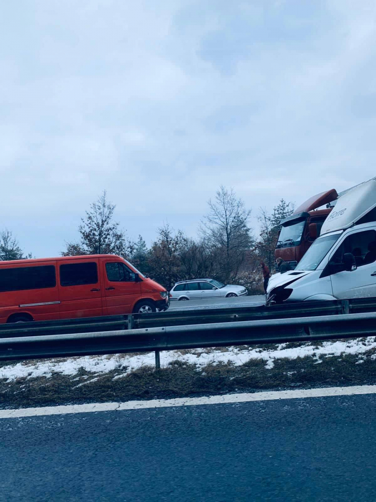 Извънредно в БЛИЦ! Ад по пътищата, тежка катастрофа с ТИР-ове на АМ "Тракия" СНИМКИ