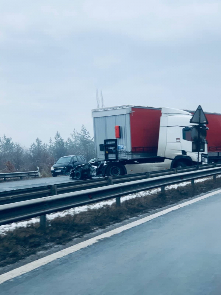 Извънредно в БЛИЦ! Ад по пътищата, тежка катастрофа с ТИР-ове на АМ "Тракия" СНИМКИ