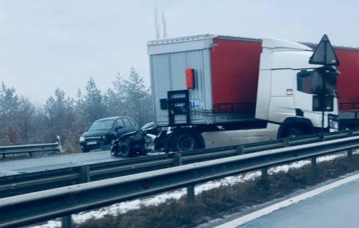 Извънредно в БЛИЦ! Ад по пътищата, тежка катастрофа с ТИР-ове на АМ "Тракия" СНИМКИ