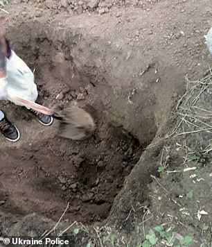  Влюбени, правещи секс в кола, починали в адски мъки от ръцете на изверги СНИМКИ