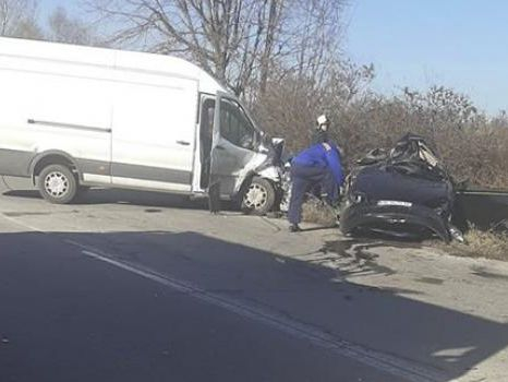 Първа СНИМКА от адското меле с два трупа в Пазарджишко 