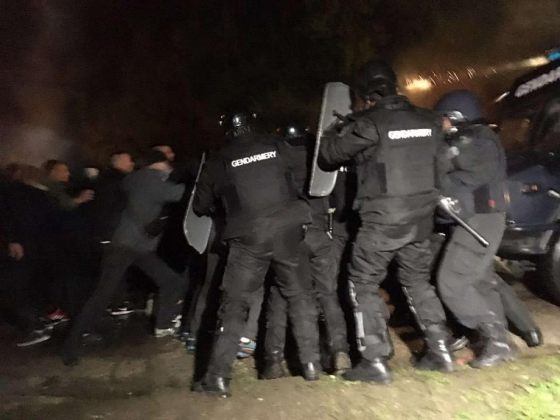 Само в БЛИЦ! Столичният кв. "Филиповци" почерня от полиция, ето какво се случва 